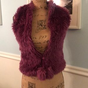 Fun Purple faux fur vest size 7/8